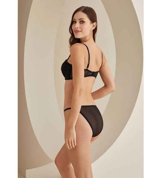 Ensemble Soutien-Gorge et Culotte en Dentelle